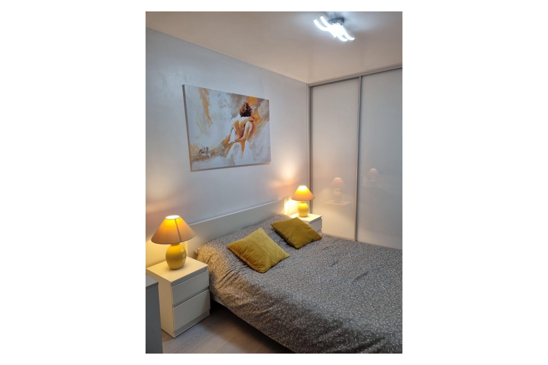 Wiederverkauf - Wohnung / Apartment -
Torrevieja - Playa de los Naufragos