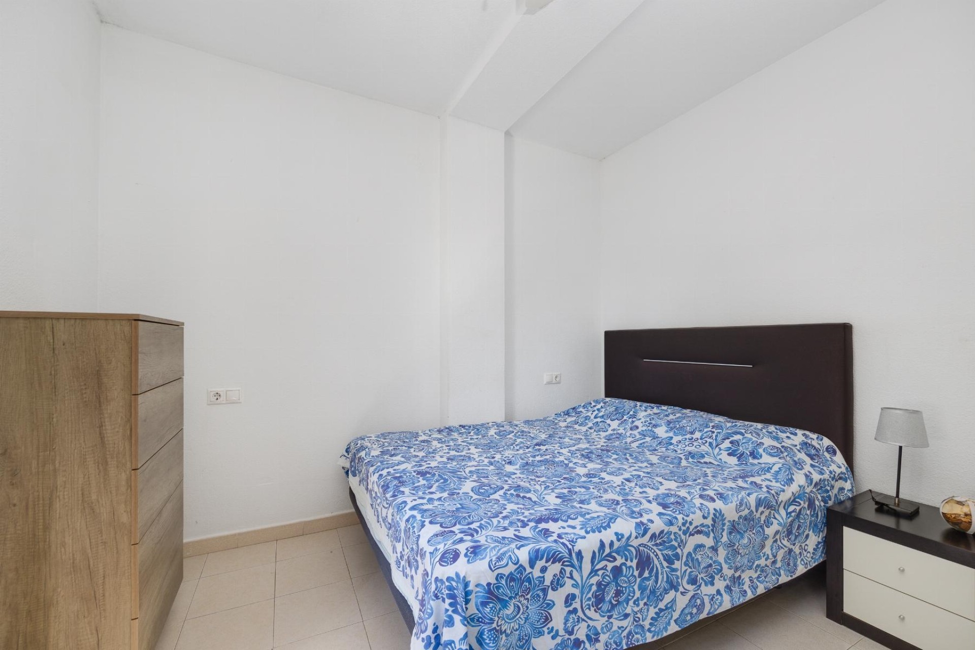 Wiederverkauf - Wohnung / Apartment -
Torrevieja - Playa de los Naufragos