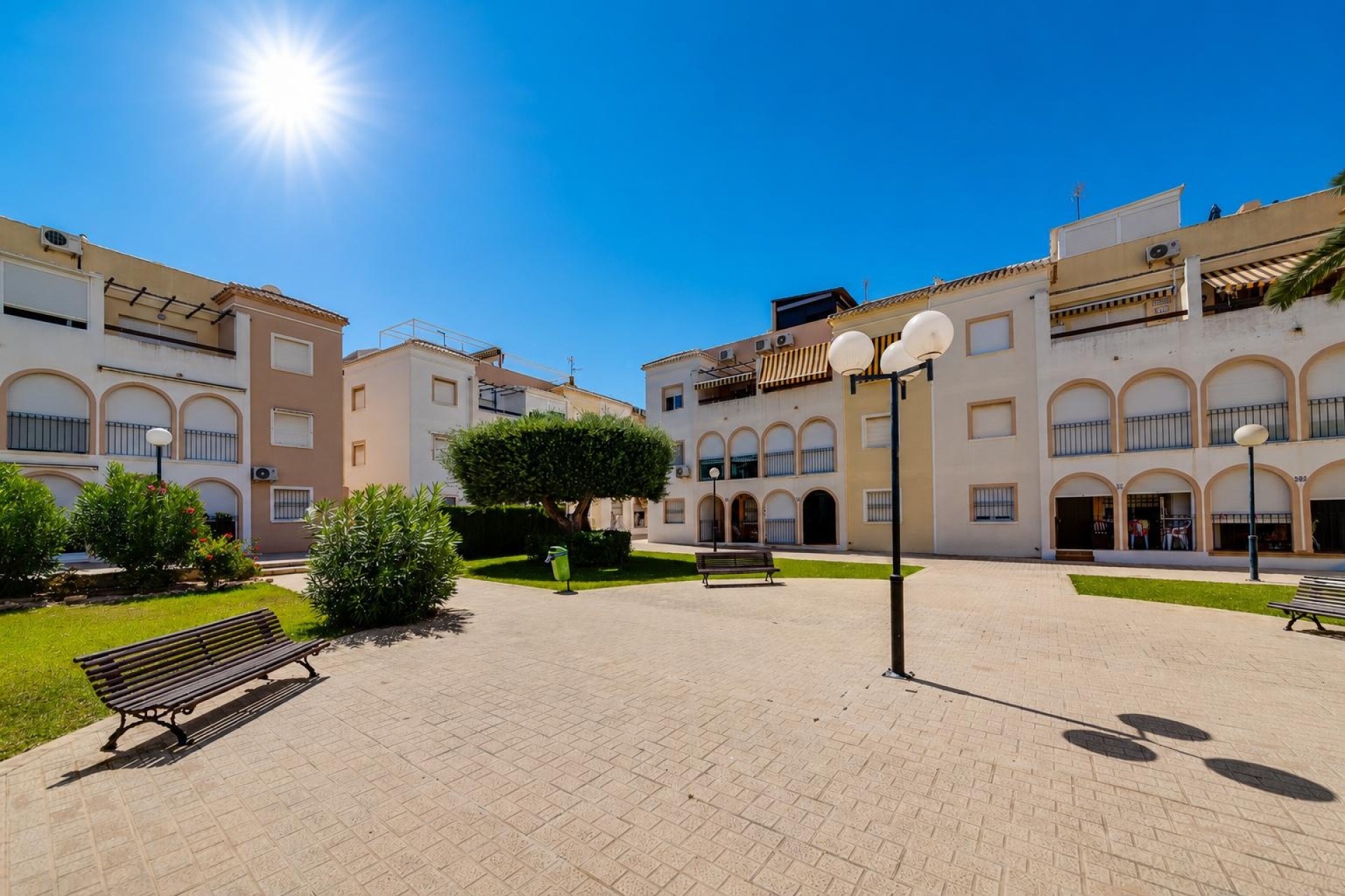 Wiederverkauf - Wohnung / Apartment -
Torrevieja - Playa de los Naufragos