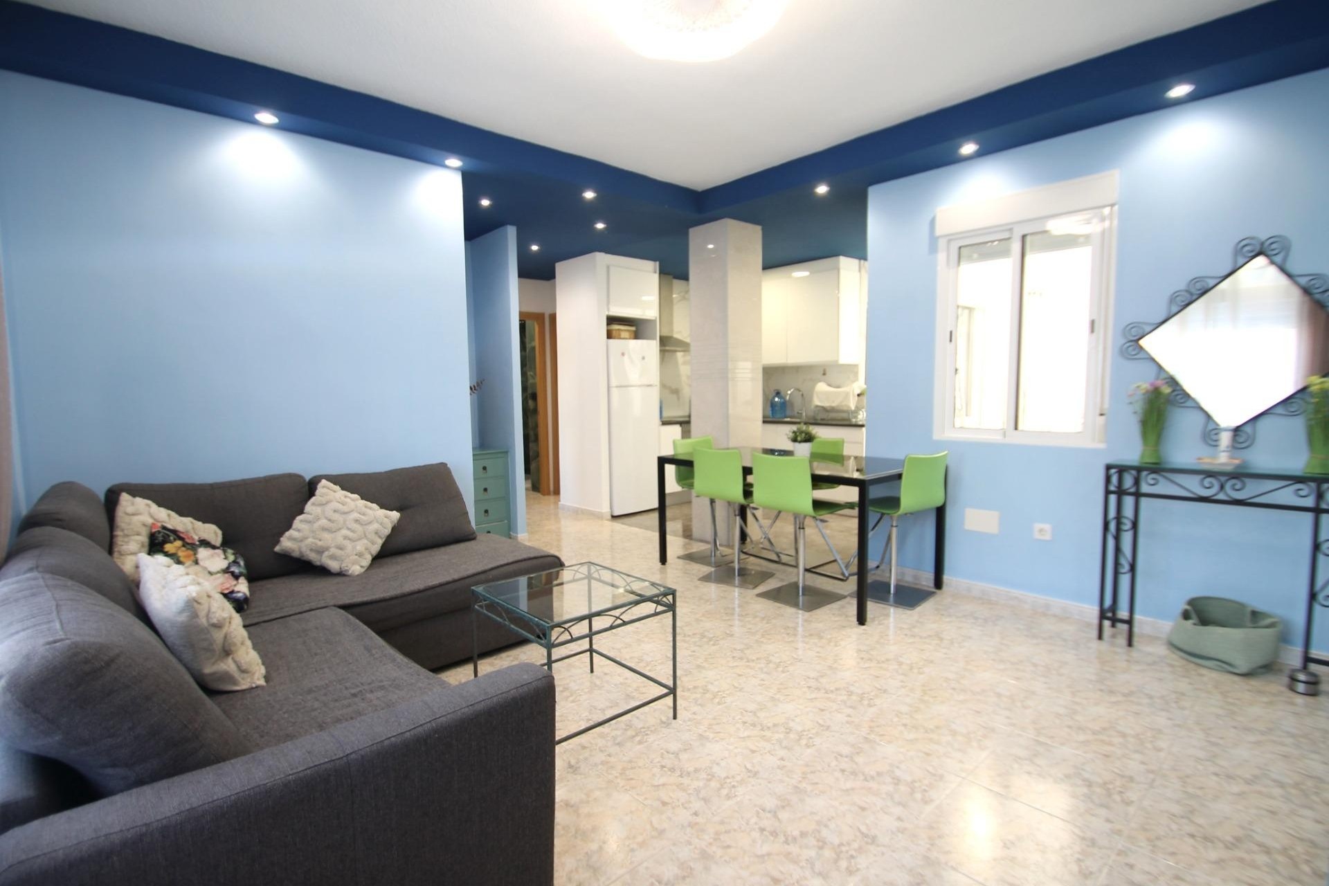 Wiederverkauf - Wohnung / Apartment -
Torrevieja - Playa de los Naufragos