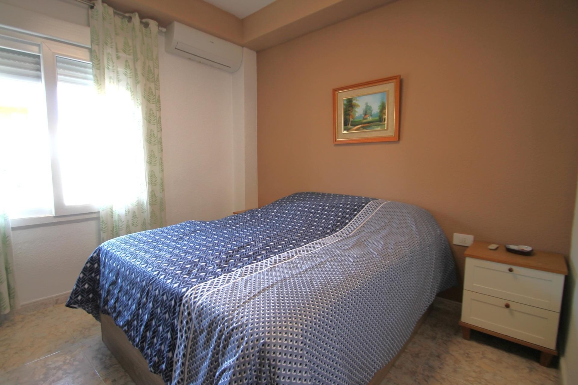Wiederverkauf - Wohnung / Apartment -
Torrevieja - Playa de los Naufragos
