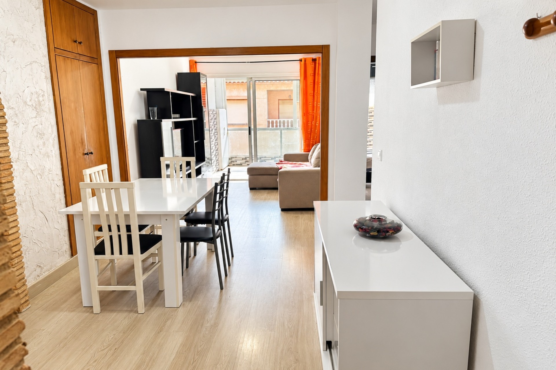 Wiederverkauf - Wohnung / Apartment -
Torrevieja - Playa de los Naufragos