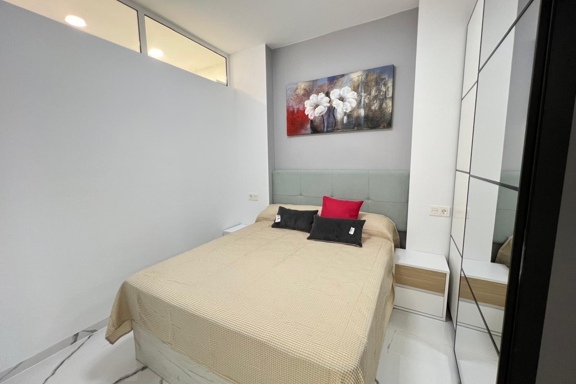 Wiederverkauf - Wohnung / Apartment -
Torrevieja - Playa del Cura