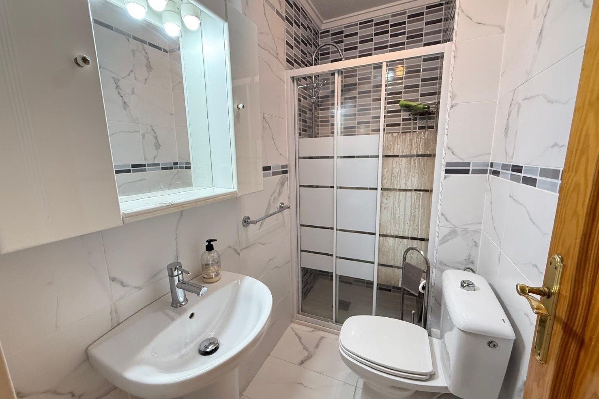 Wiederverkauf - Wohnung / Apartment -
Torrevieja - Playa del Cura