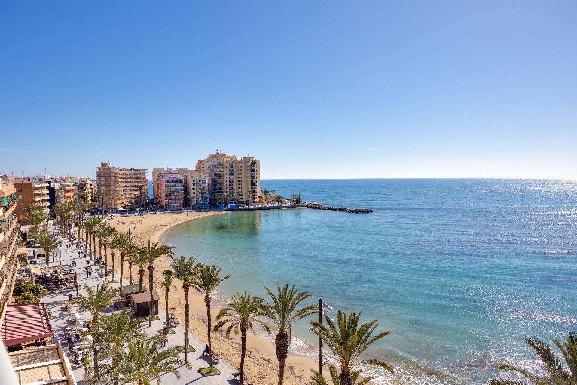 Wiederverkauf - Wohnung / Apartment -
Torrevieja - Playa del Cura