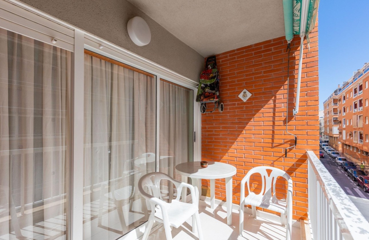 Wiederverkauf - Wohnung / Apartment -
Torrevieja - Playa del Cura