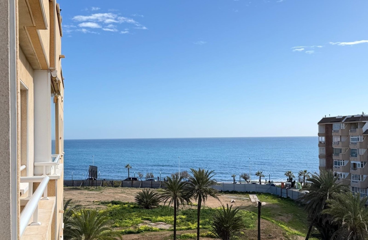 Wiederverkauf - Wohnung / Apartment -
Torrevieja - Playa del Cura