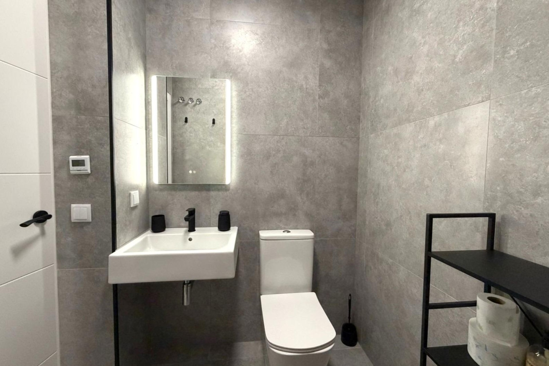 Wiederverkauf - Wohnung / Apartment -
Torrevieja - Playa del Cura