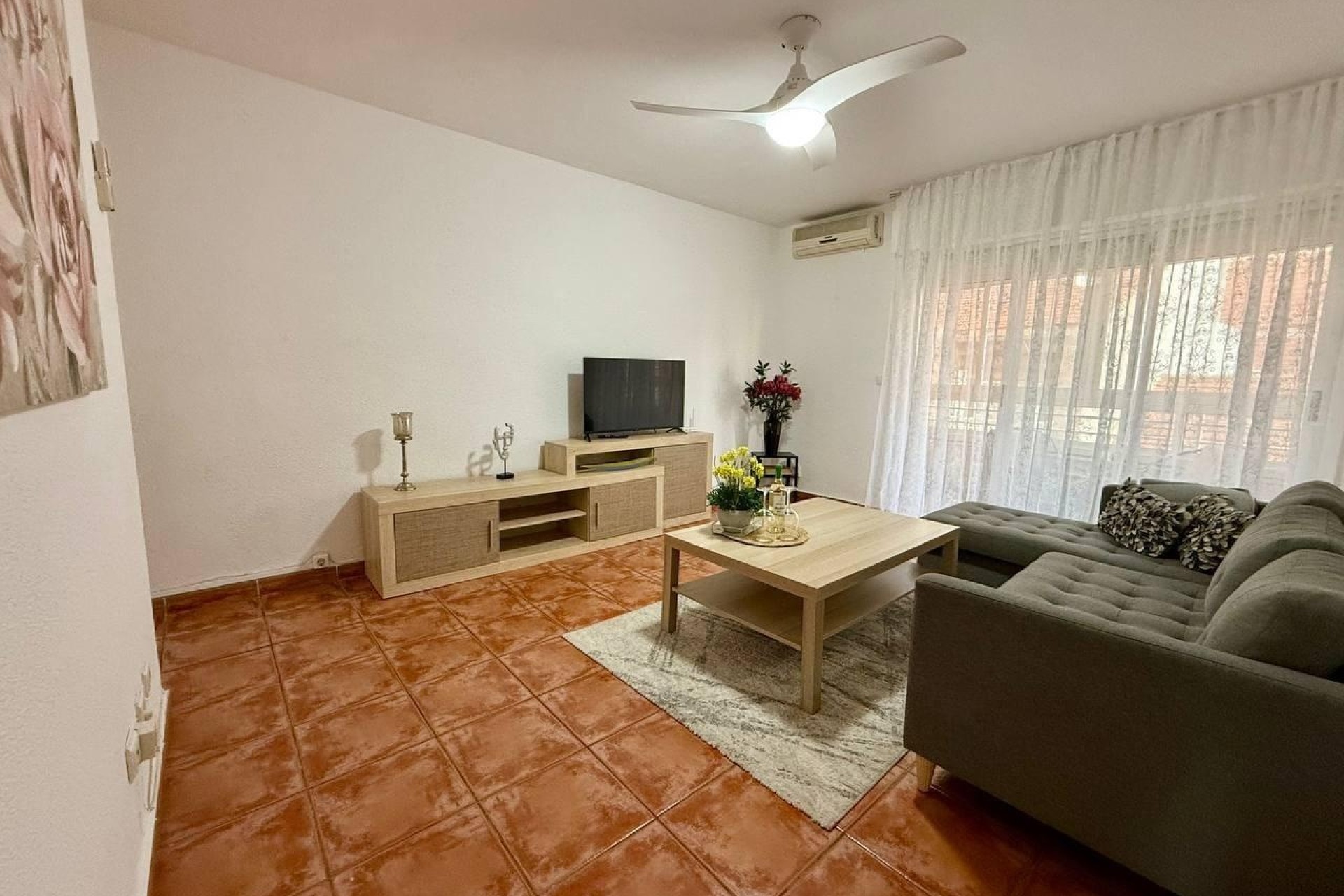 Wiederverkauf - Wohnung / Apartment -
Torrevieja - Playa del Cura