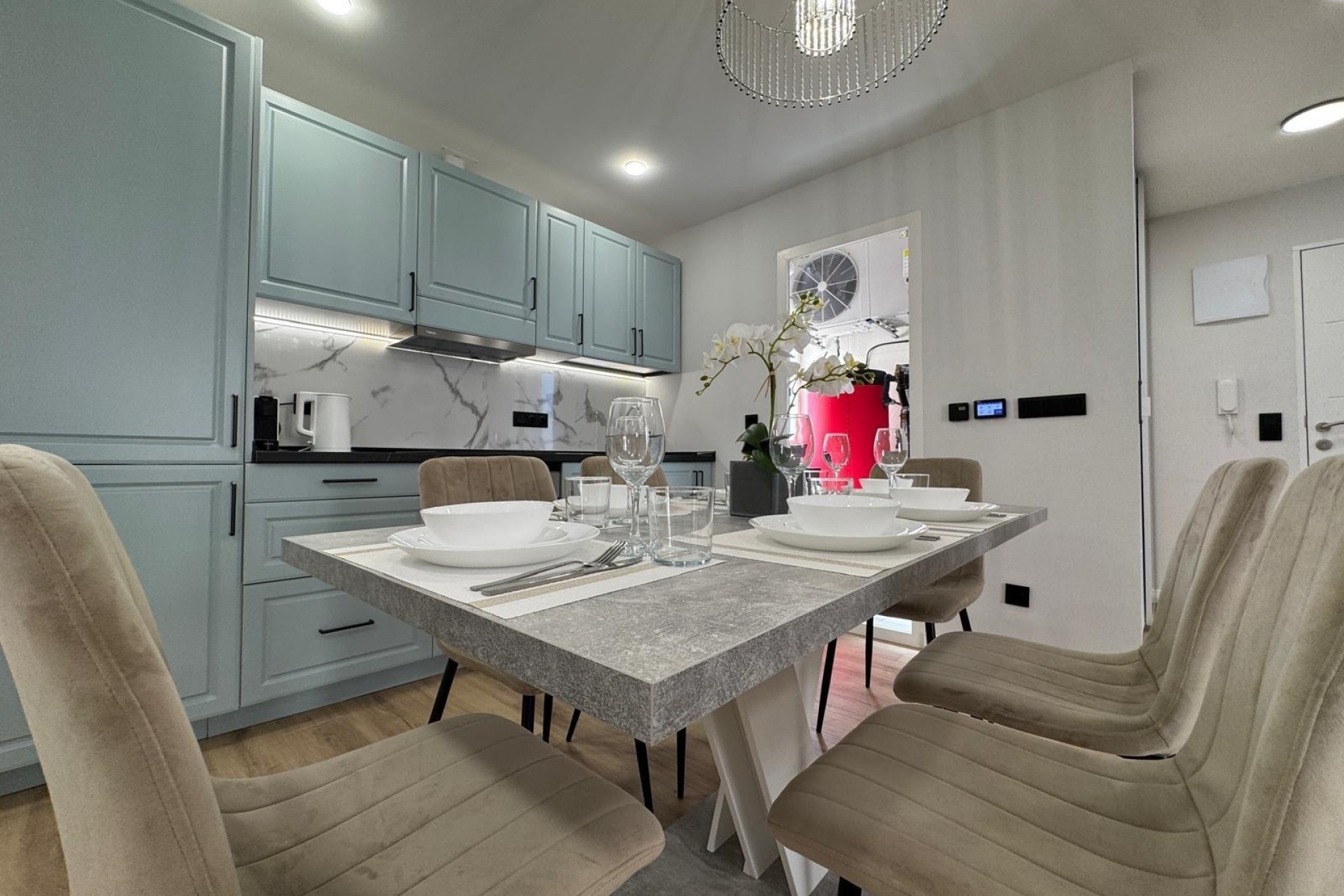 Wiederverkauf - Wohnung / Apartment -
Torrevieja - Playa del Cura