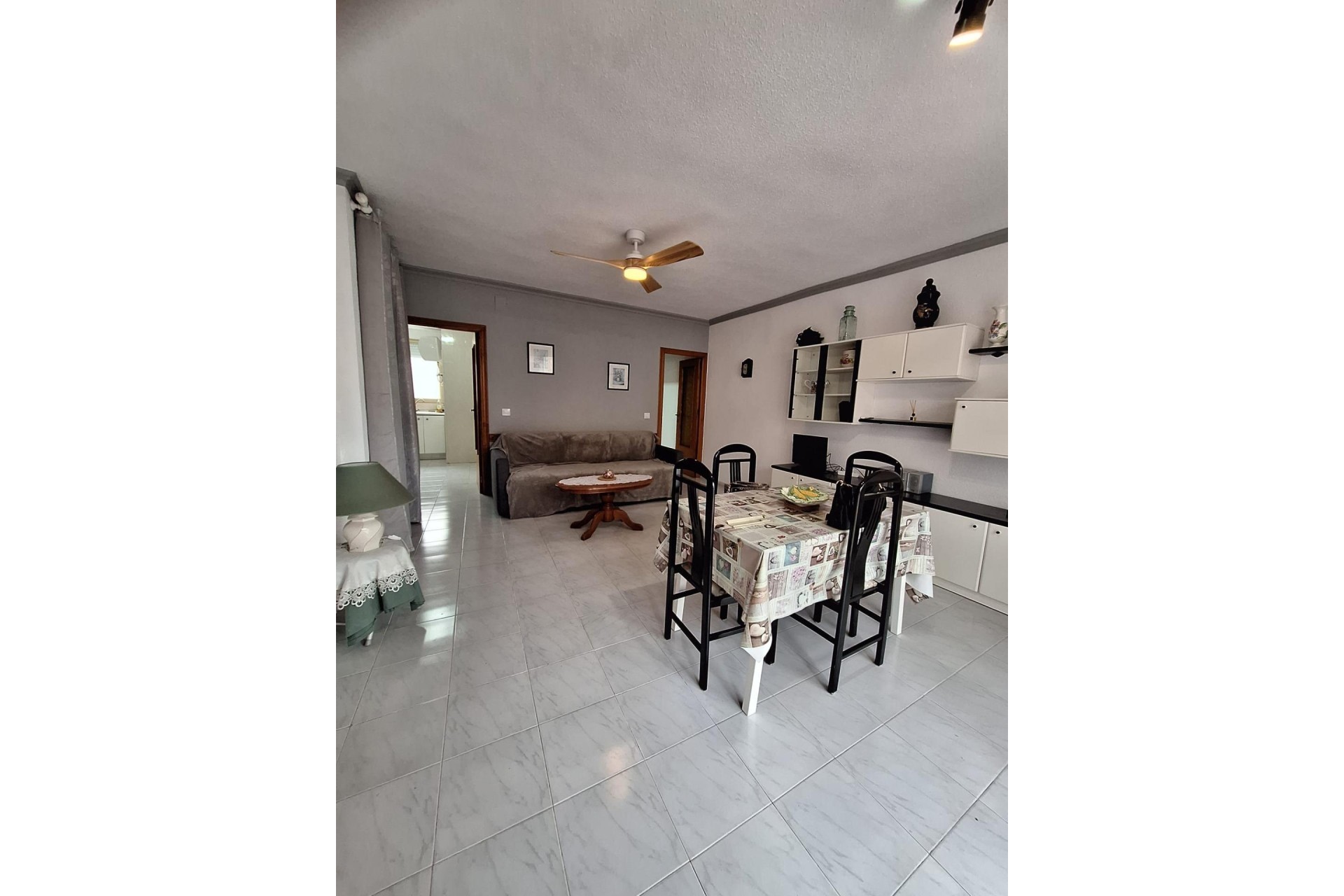 Wiederverkauf - Wohnung / Apartment -
Torrevieja - Playa del Cura