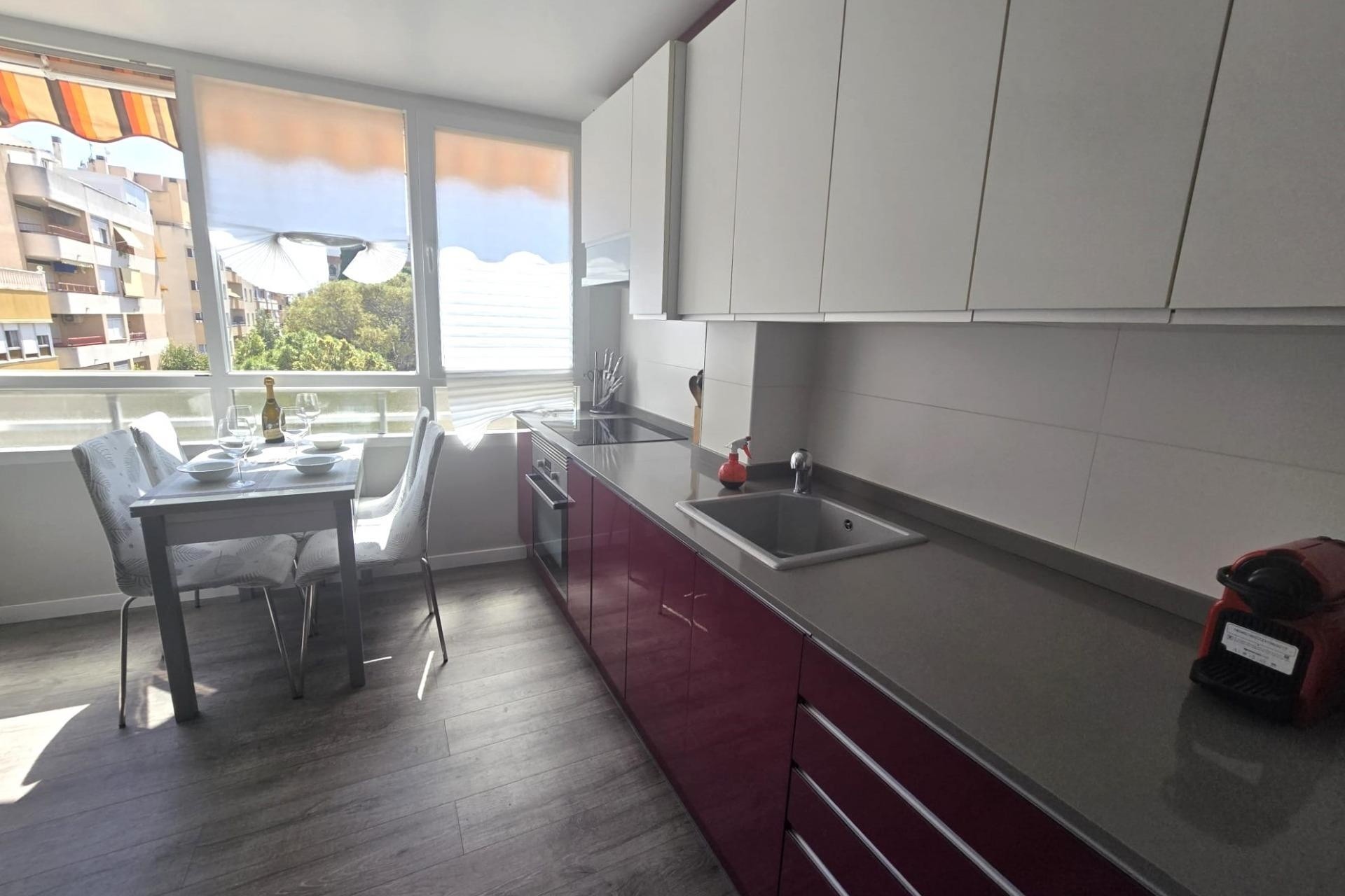 Wiederverkauf - Wohnung / Apartment -
Torrevieja - Playa del Cura