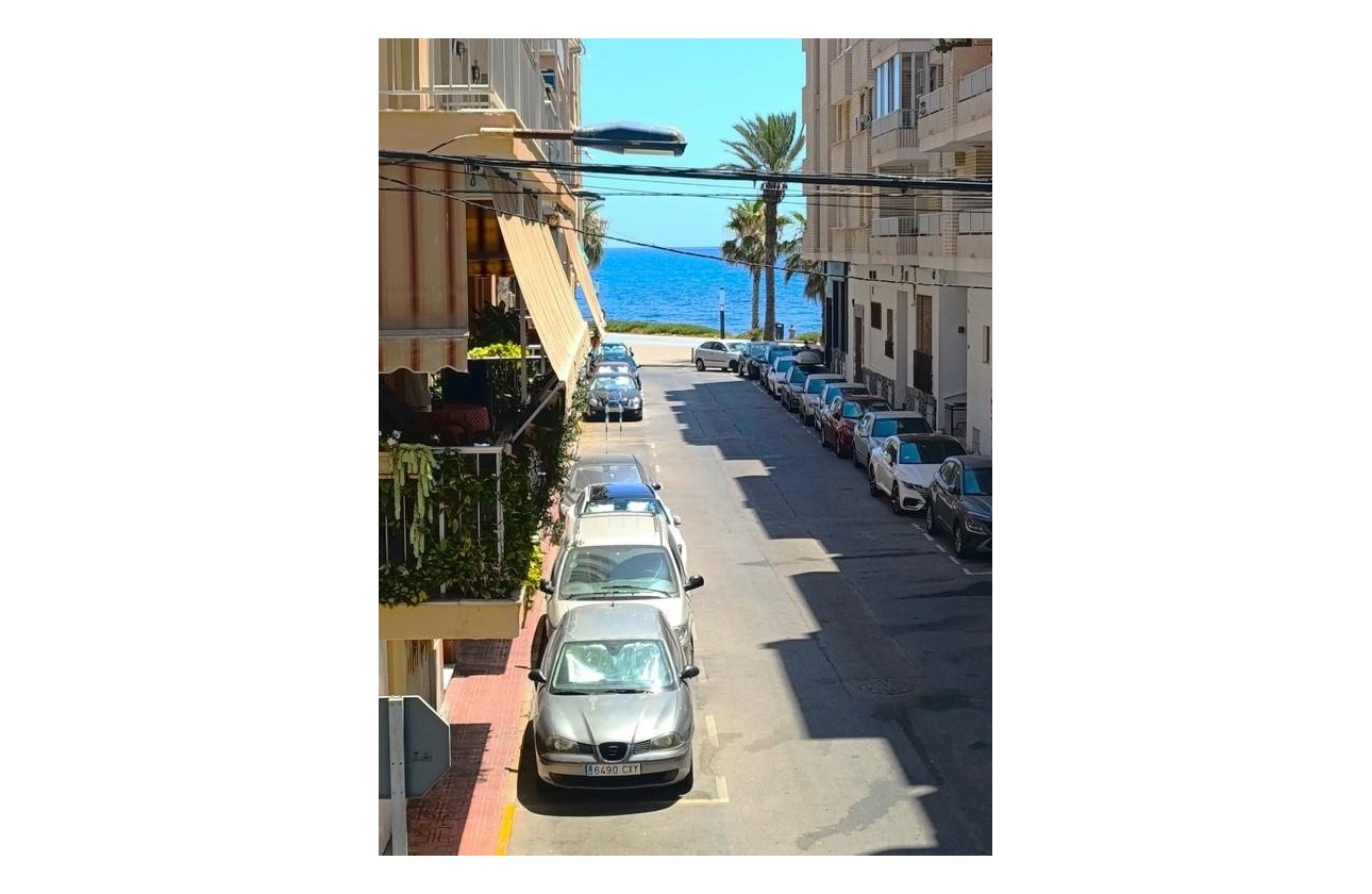 Wiederverkauf - Wohnung / Apartment -
Torrevieja - Playa del Cura