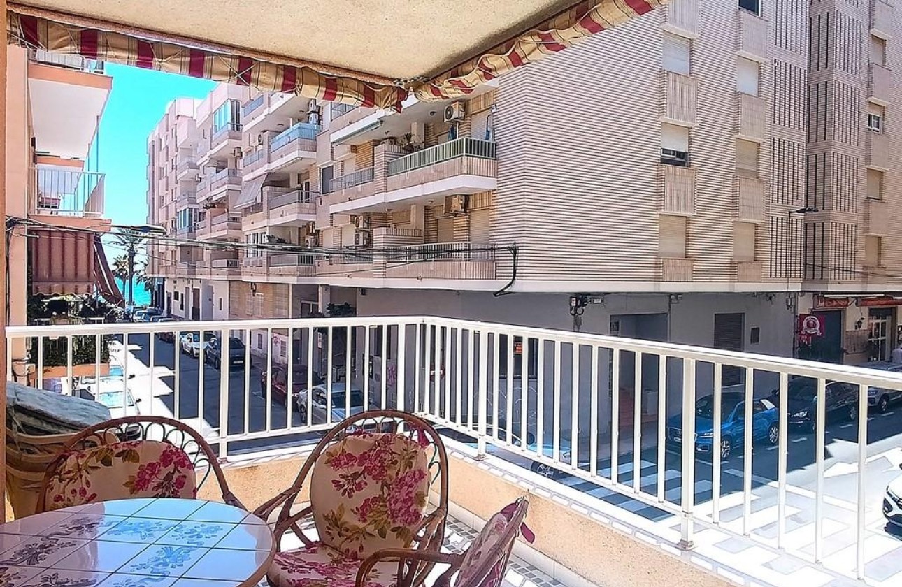 Wiederverkauf - Wohnung / Apartment -
Torrevieja - Playa del Cura
