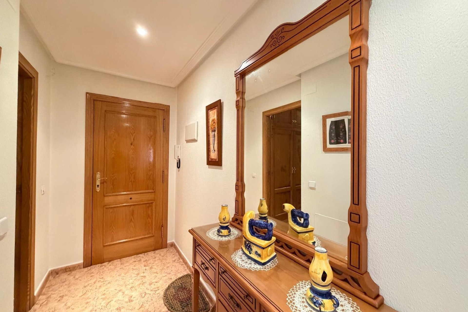 Wiederverkauf - Wohnung / Apartment -
Torrevieja - Playa del Cura