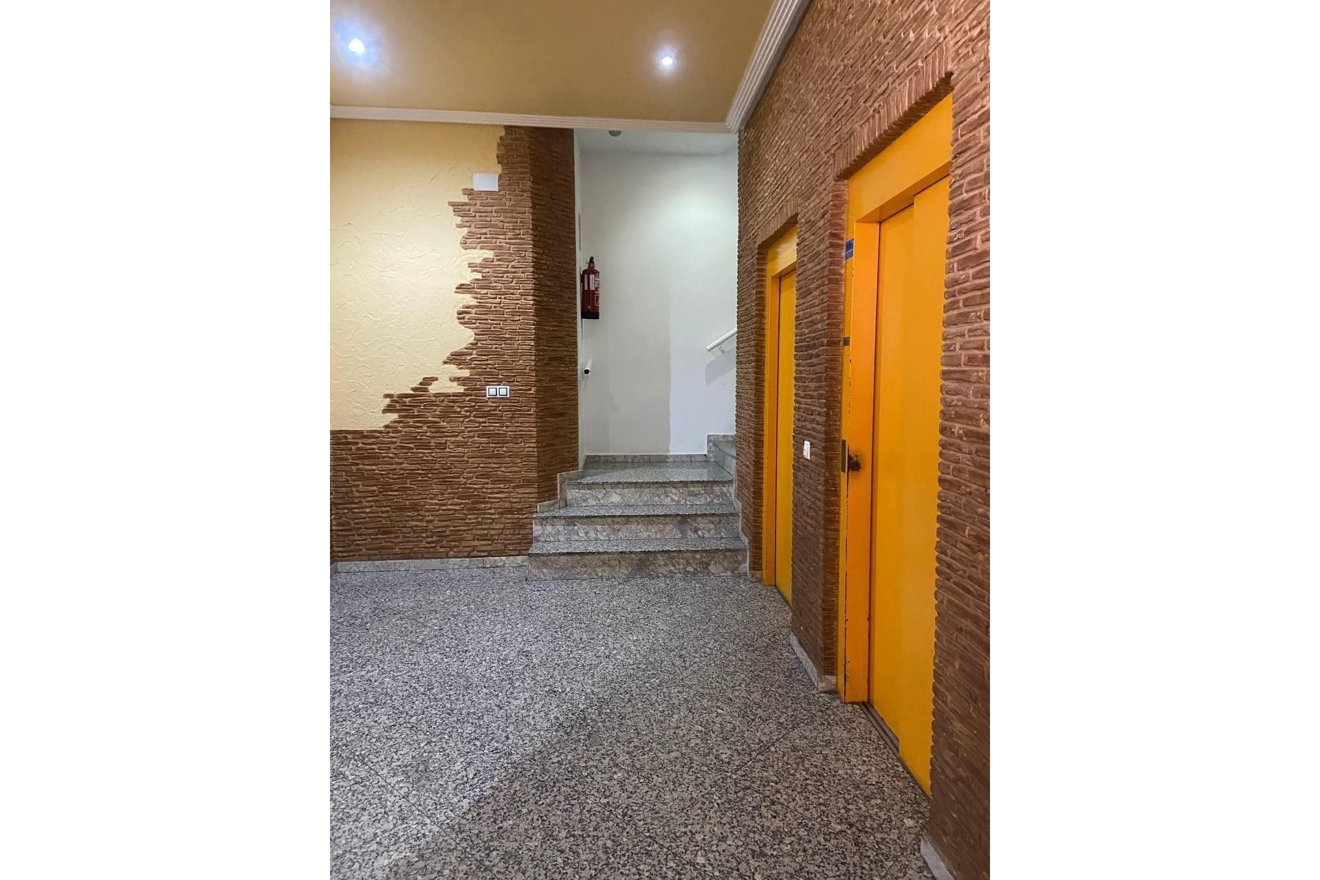 Wiederverkauf - Wohnung / Apartment -
Torrevieja - Playa del Cura