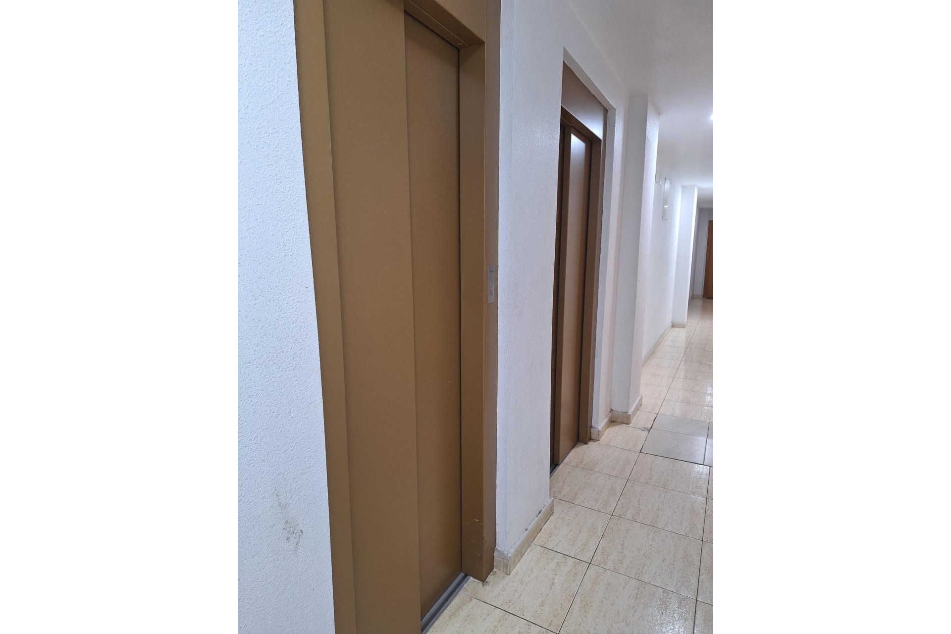 Wiederverkauf - Wohnung / Apartment -
Torrevieja - Playa del Cura