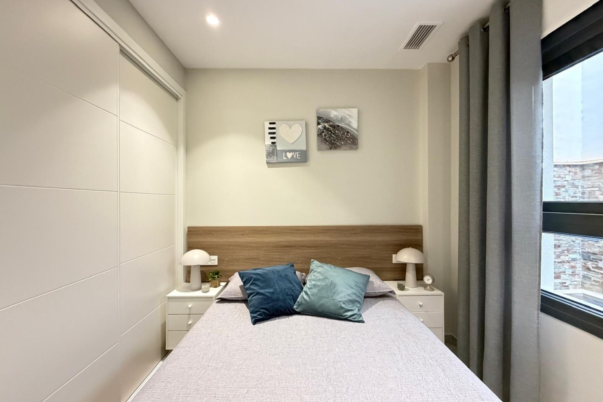 Wiederverkauf - Wohnung / Apartment -
Torrevieja - Playa del Cura