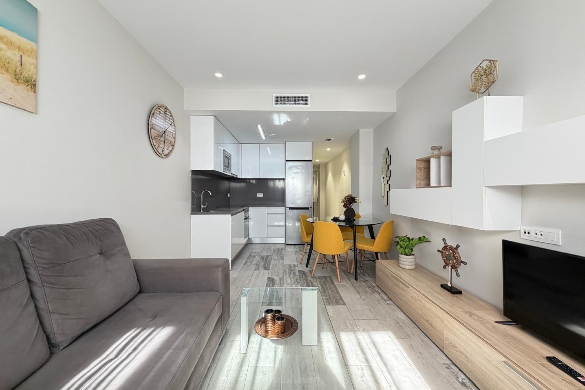 Wiederverkauf - Wohnung / Apartment -
Torrevieja - Playa del Cura