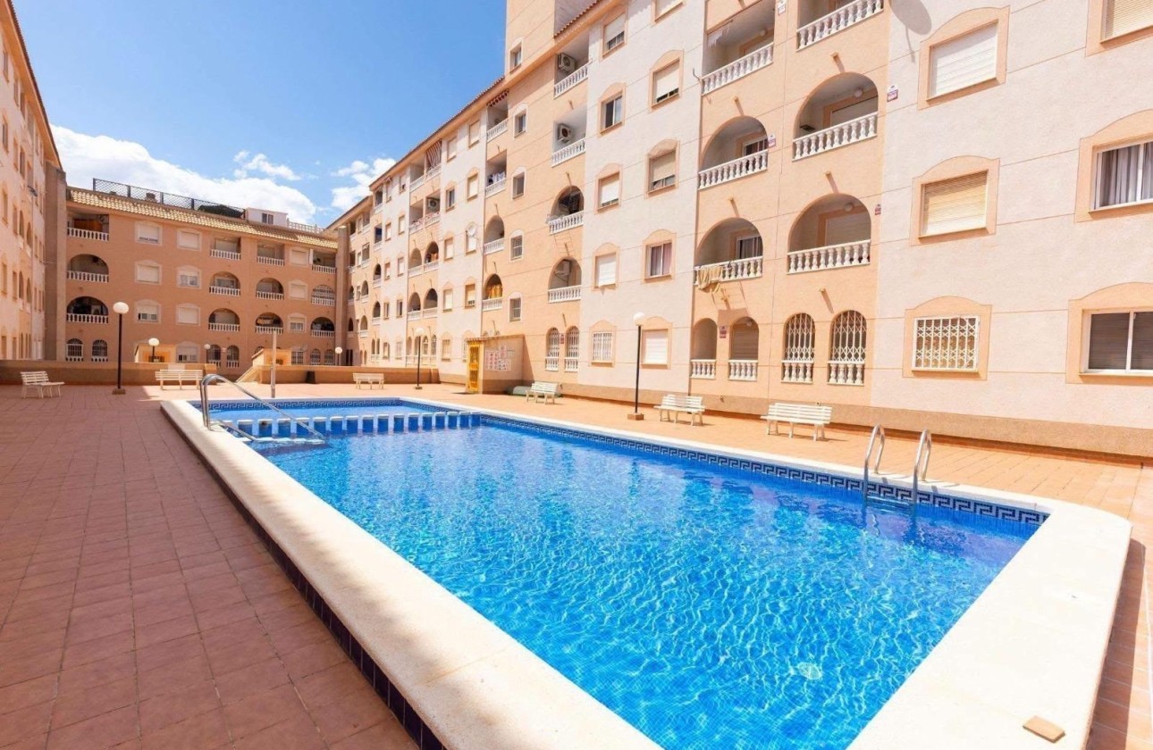 Wiederverkauf - Wohnung / Apartment -
Torrevieja - Playa del Cura