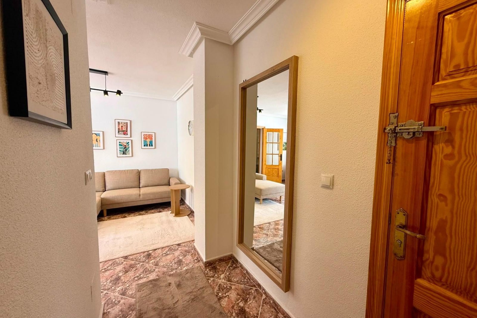 Wiederverkauf - Wohnung / Apartment -
Torrevieja - Playa del Cura