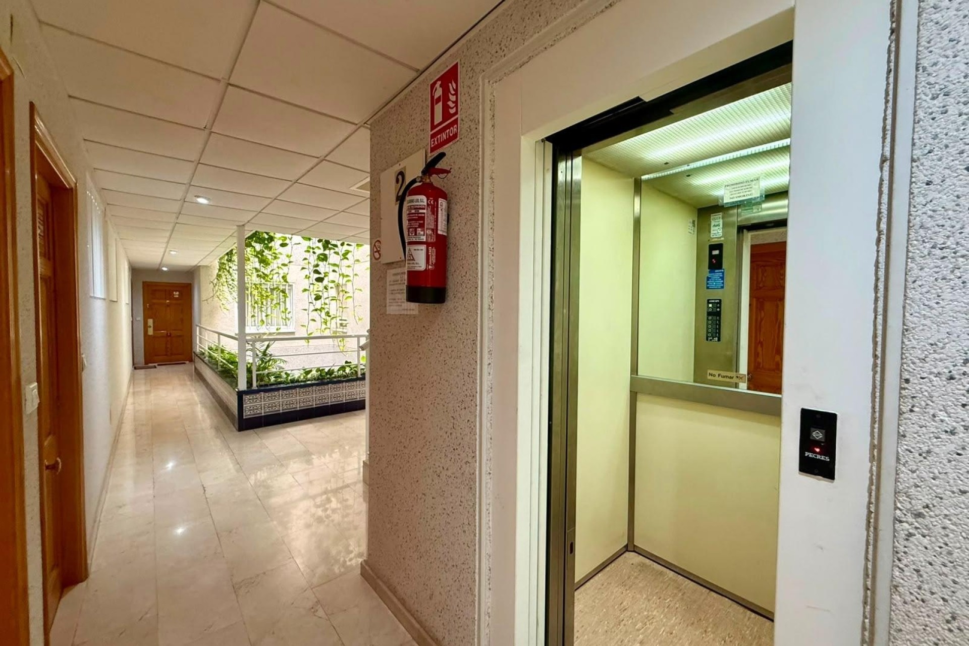 Wiederverkauf - Wohnung / Apartment -
Torrevieja - Playa del Cura
