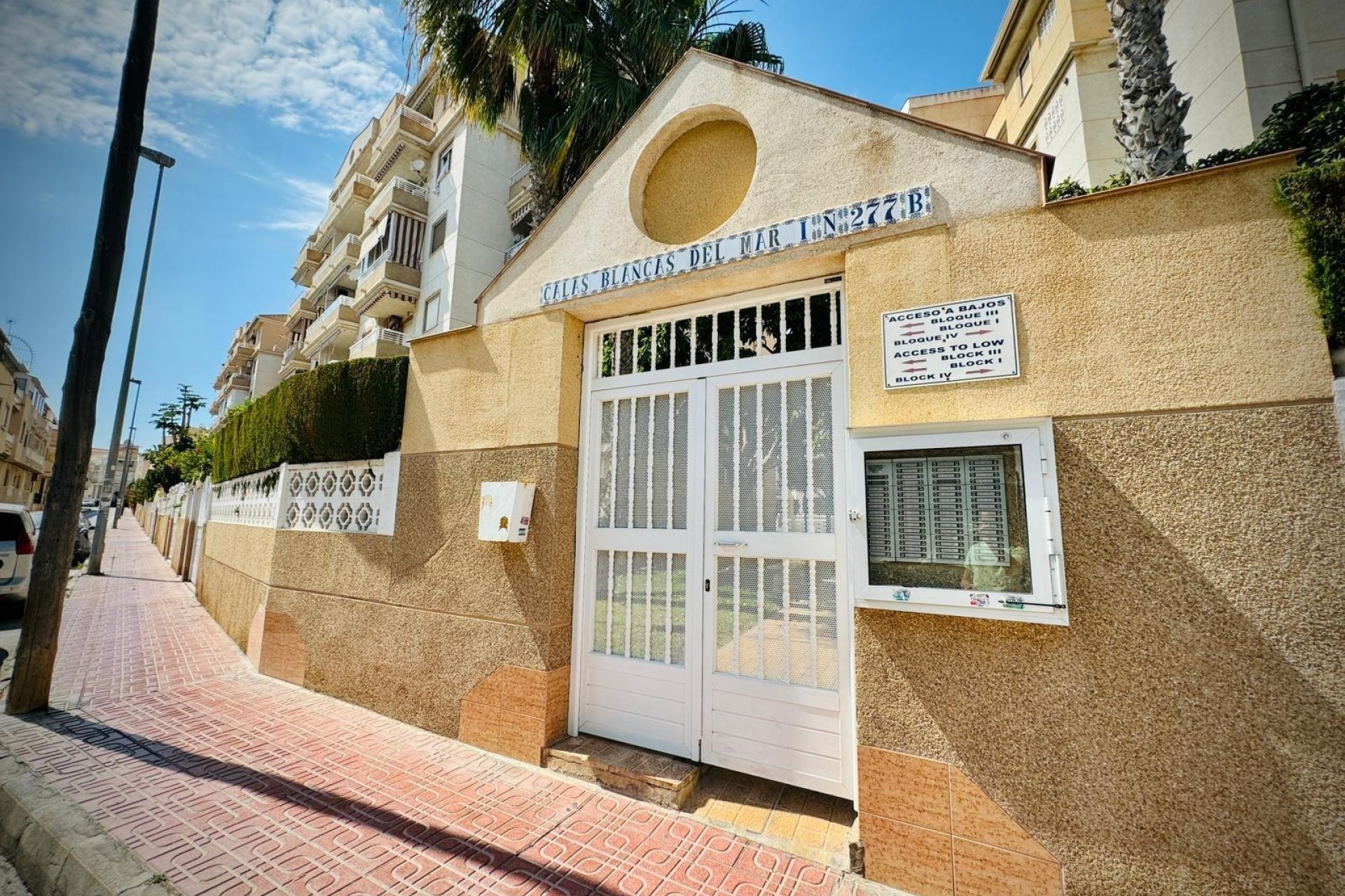 Wiederverkauf - Wohnung / Apartment -
Torrevieja - Playa del Cura