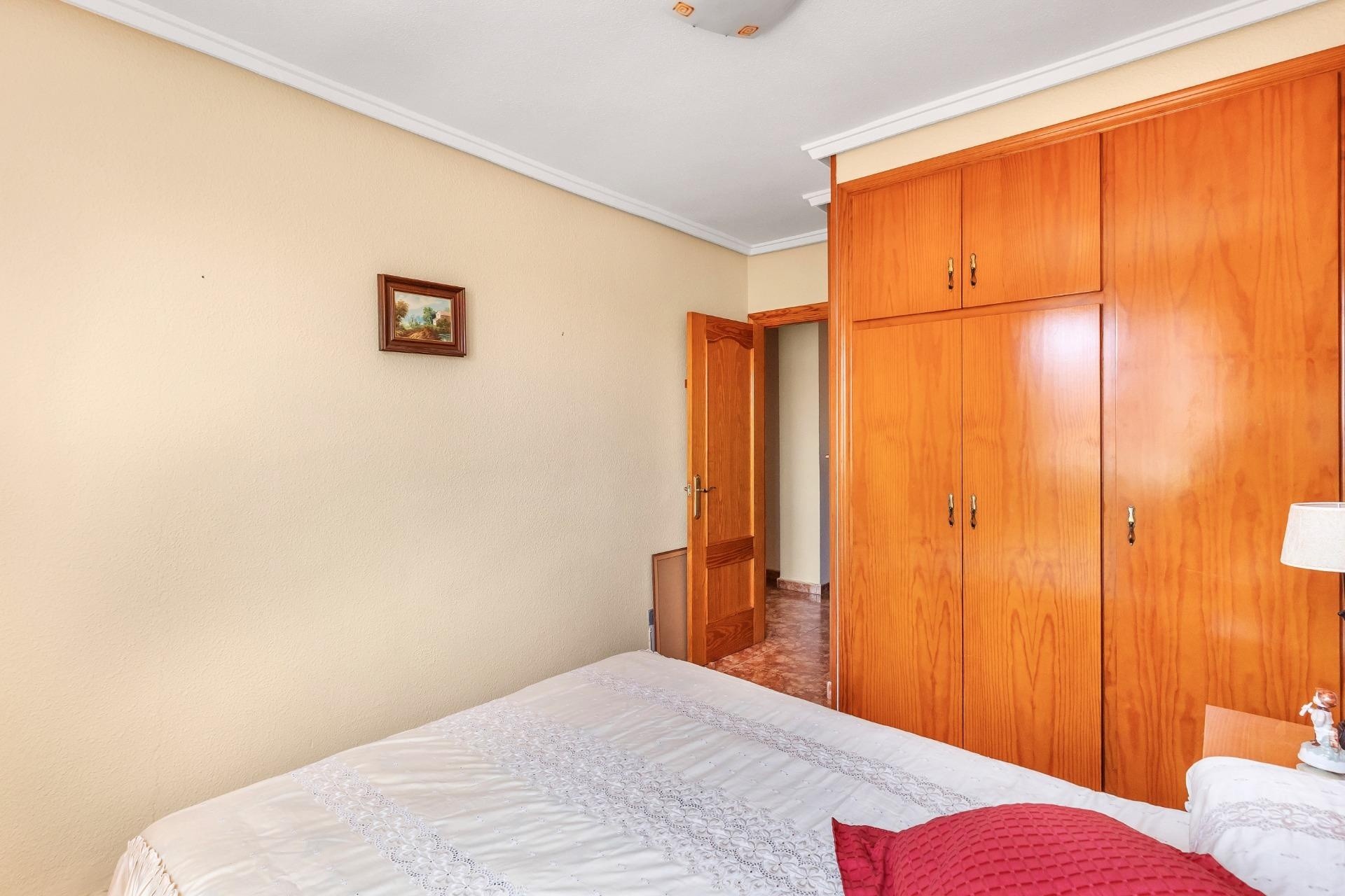 Wiederverkauf - Wohnung / Apartment -
Torrevieja - Playa del Cura