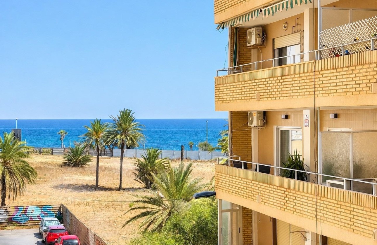 Wiederverkauf - Wohnung / Apartment -
Torrevieja - Playa del Cura