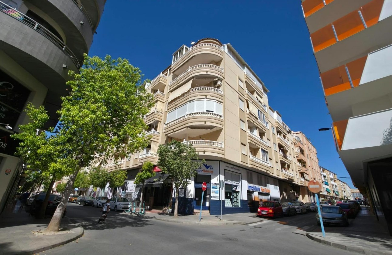 Wiederverkauf - Wohnung / Apartment -
Torrevieja - Playa del Cura