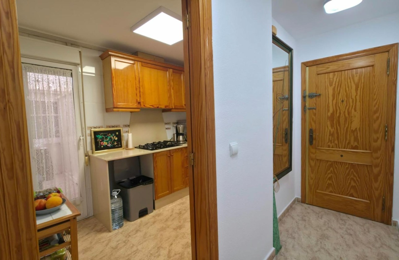 Wiederverkauf - Wohnung / Apartment -
Torrevieja - Playa del Cura