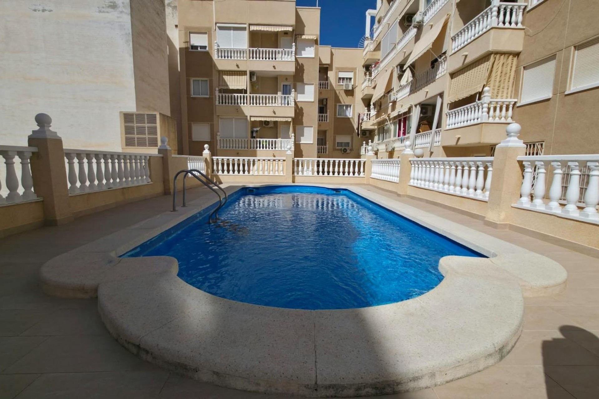 Wiederverkauf - Wohnung / Apartment -
Torrevieja - Playa del Cura
