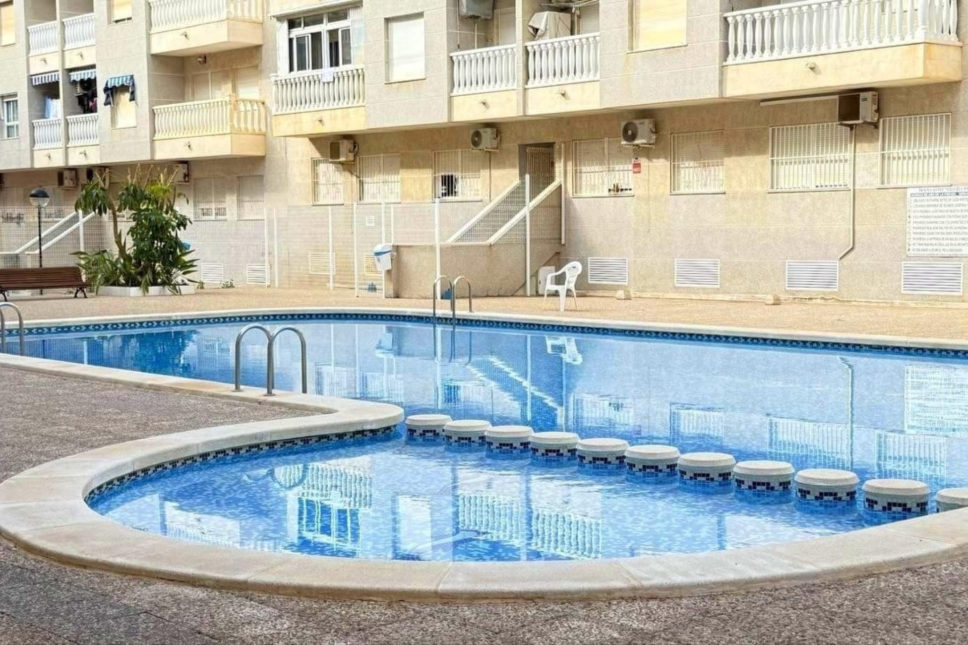 Wiederverkauf - Wohnung / Apartment -
Torrevieja - Playa del Cura