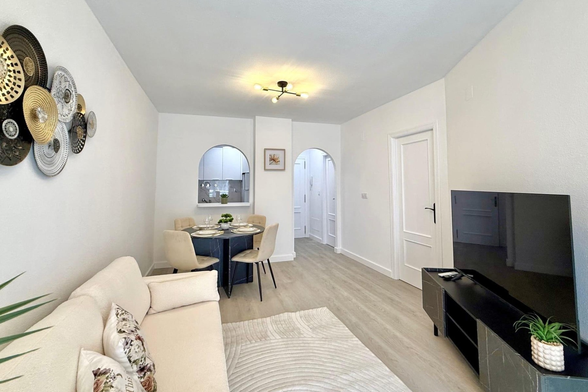 Wiederverkauf - Wohnung / Apartment -
Torrevieja - Playa del Cura