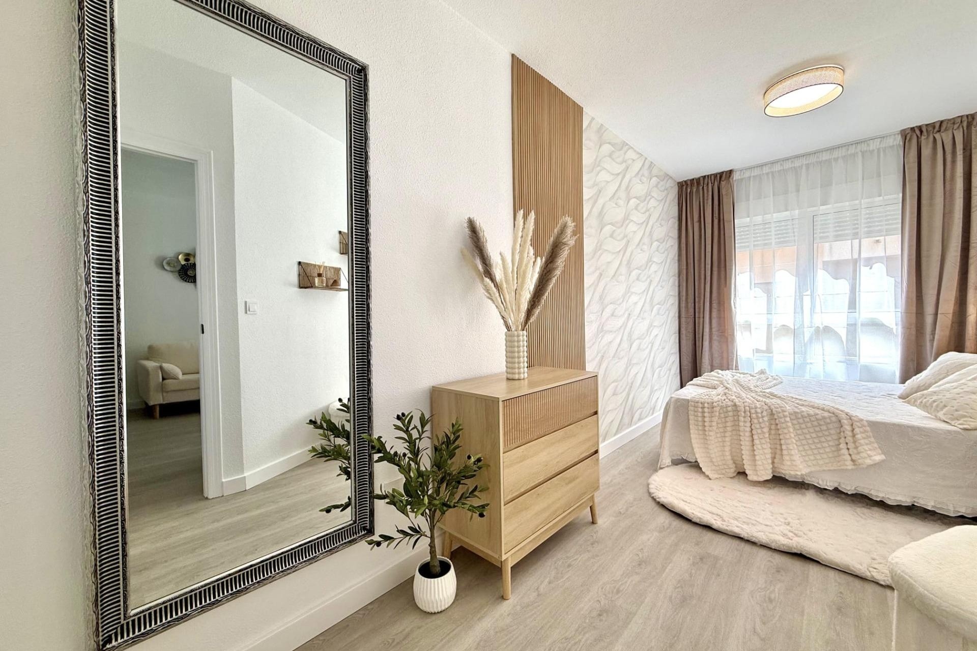 Wiederverkauf - Wohnung / Apartment -
Torrevieja - Playa del Cura