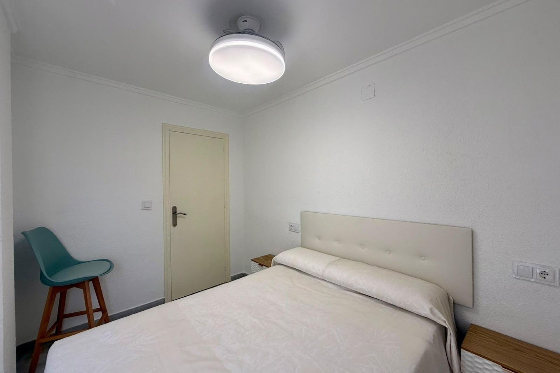 Wiederverkauf - Wohnung / Apartment -
Torrevieja - Playa del Cura