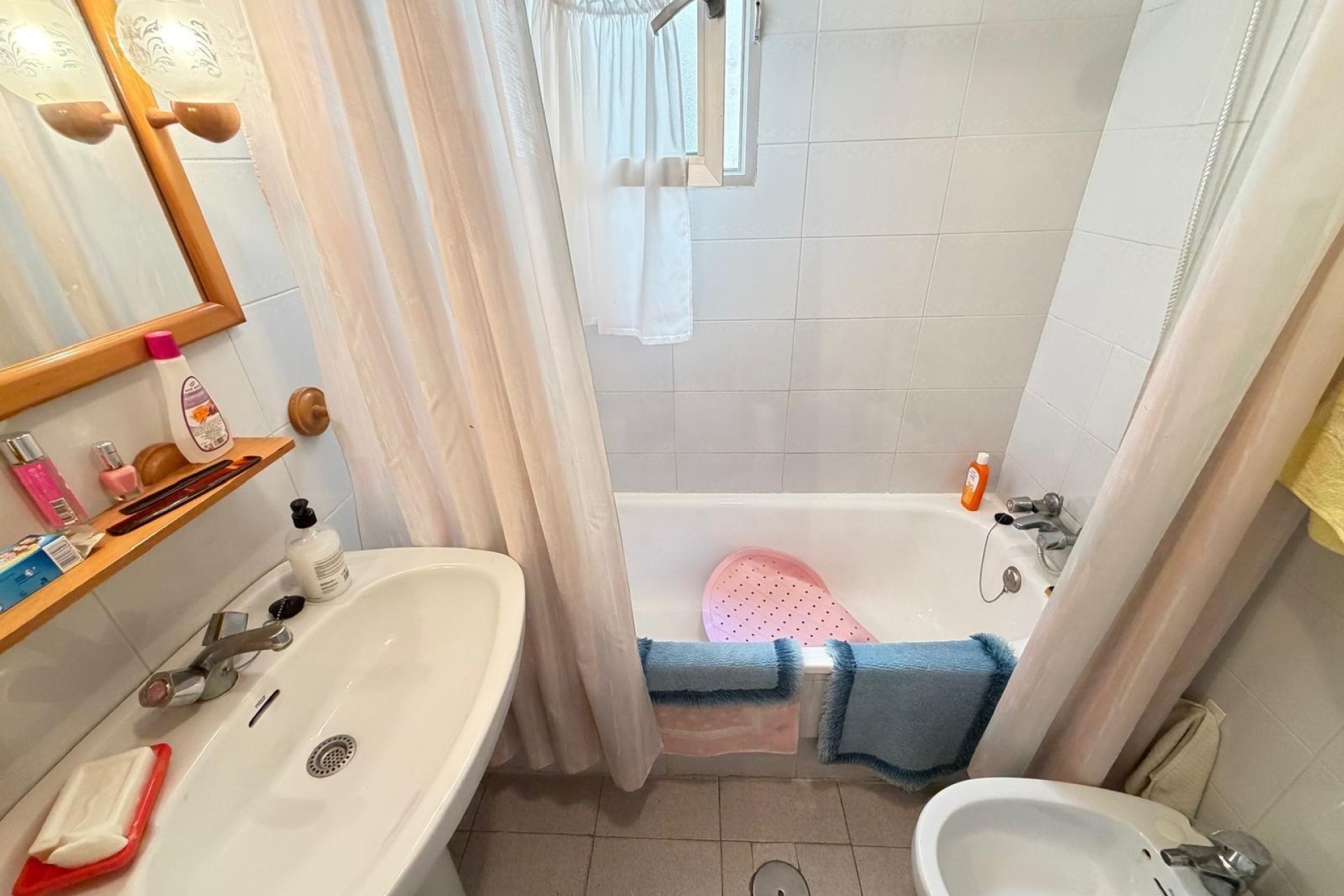 Wiederverkauf - Wohnung / Apartment -
Torrevieja - Playa del Cura