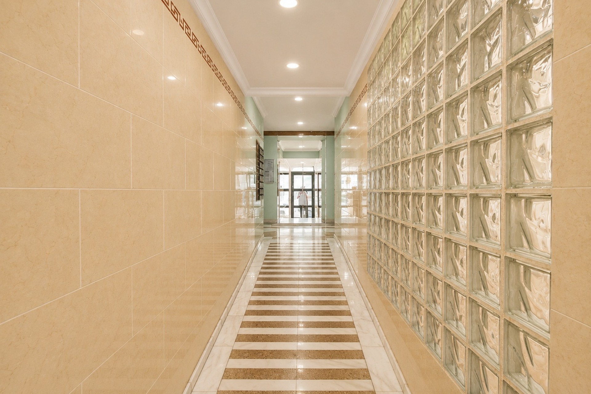 Wiederverkauf - Wohnung / Apartment -
Torrevieja - Playa del Cura