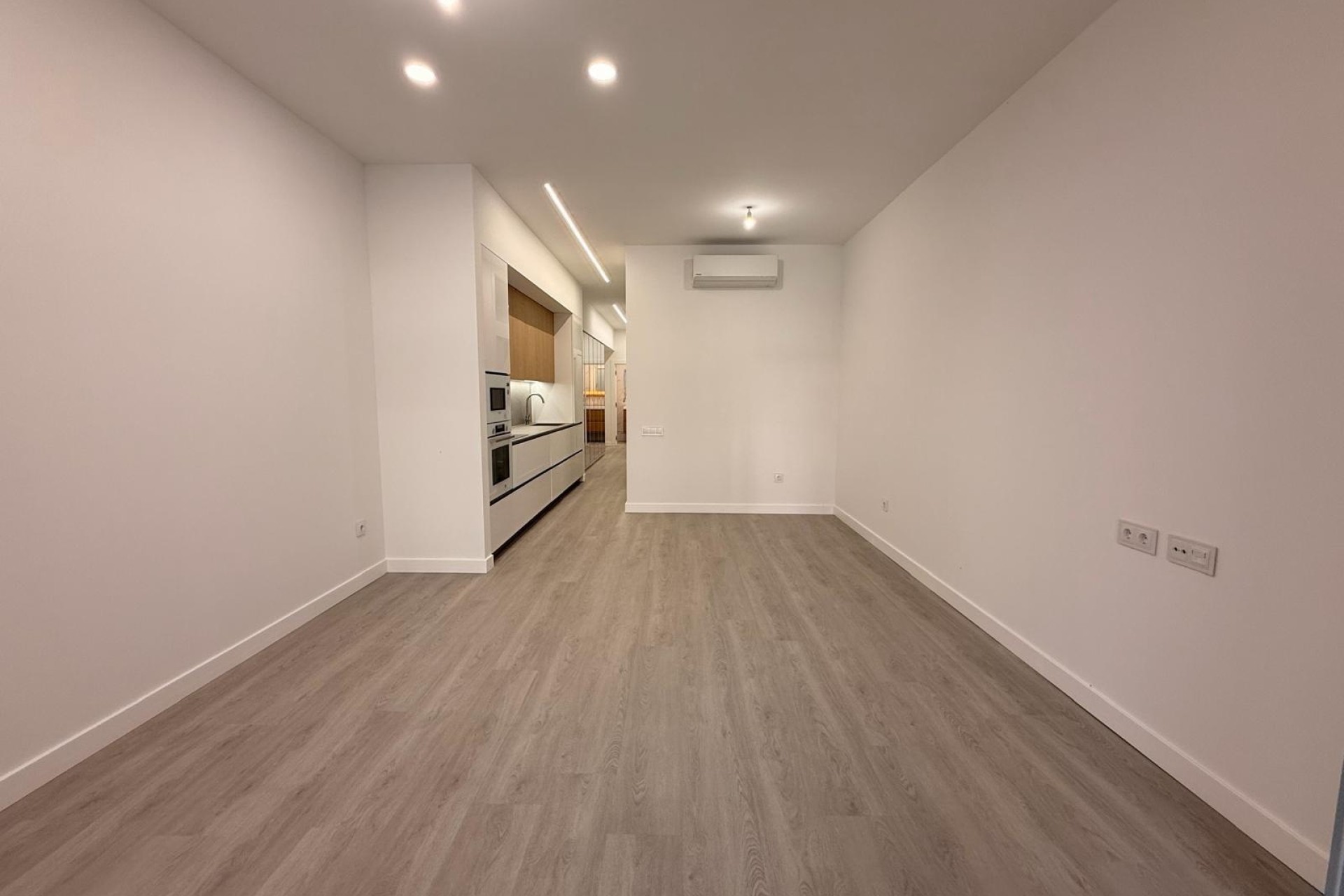 Wiederverkauf - Wohnung / Apartment -
Torrevieja - Playa del Cura