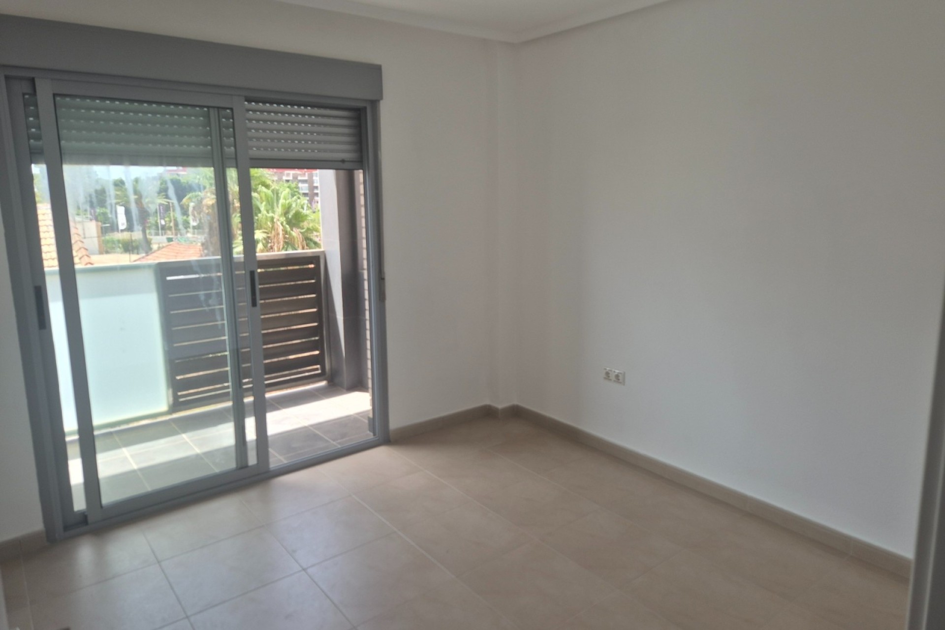 Wiederverkauf - Wohnung / Apartment -
Torrevieja - Puerto Deportivo Marina Salinas