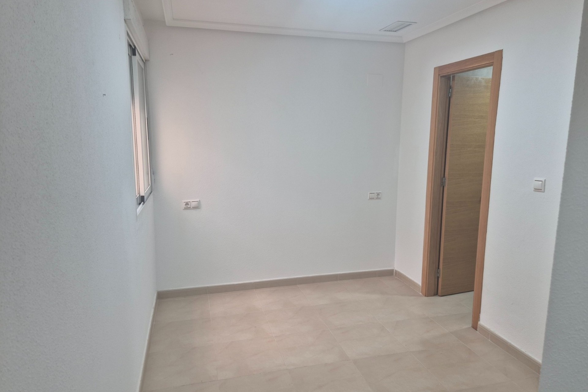 Wiederverkauf - Wohnung / Apartment -
Torrevieja - Puerto Deportivo Marina Salinas