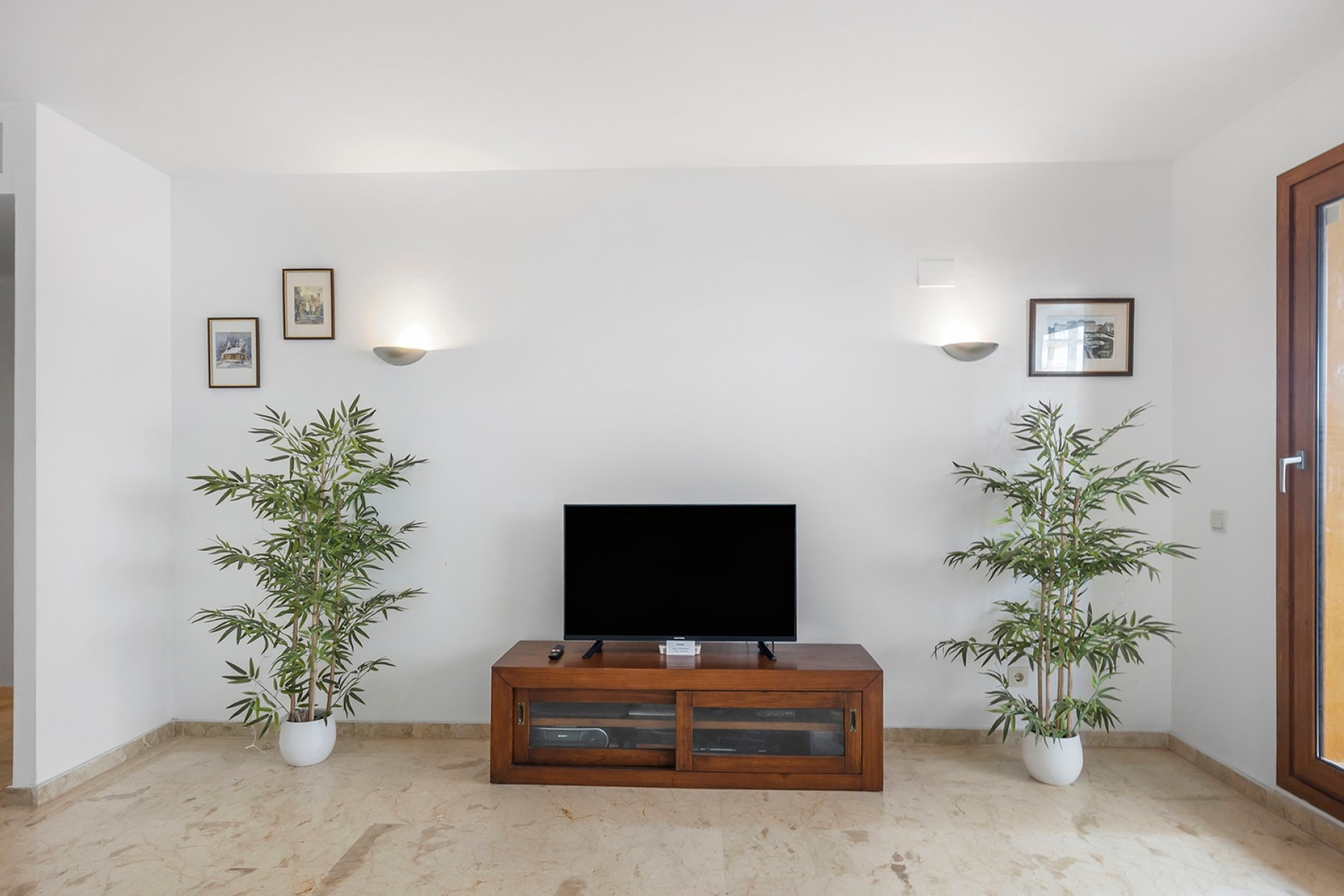 Wiederverkauf - Wohnung / Apartment -
Torrevieja - Punta Prima