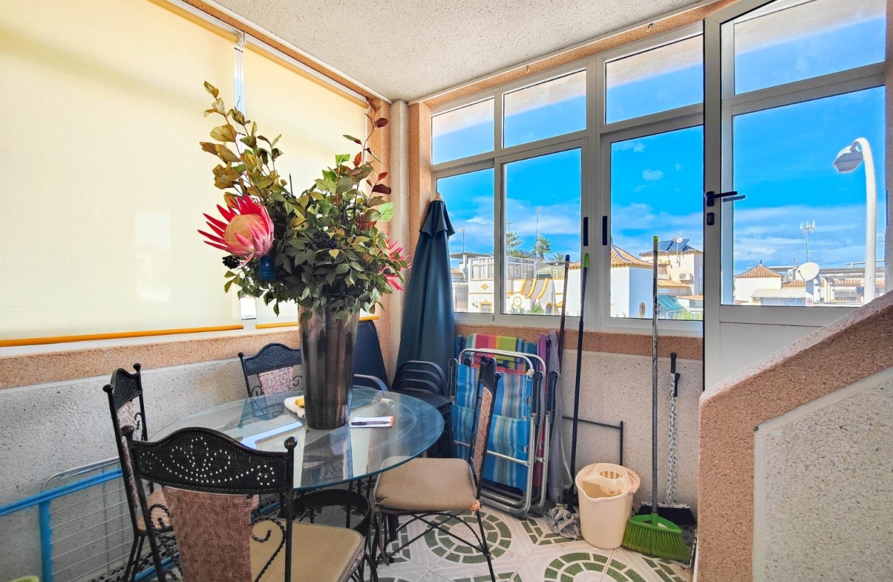 Wiederverkauf - Wohnung / Apartment -
Torrevieja - Punta Prima