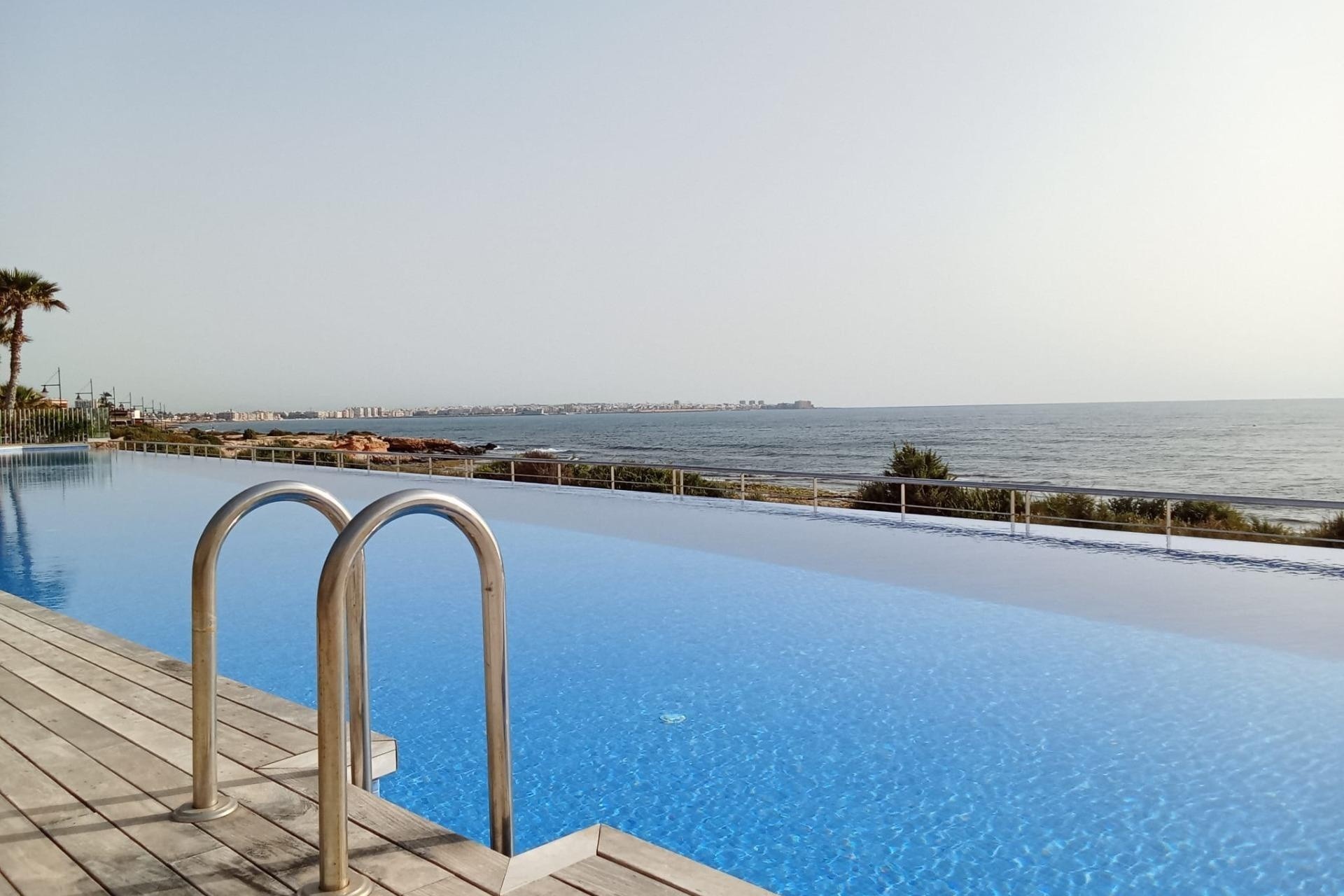 Wiederverkauf - Wohnung / Apartment -
Torrevieja - Punta Prima