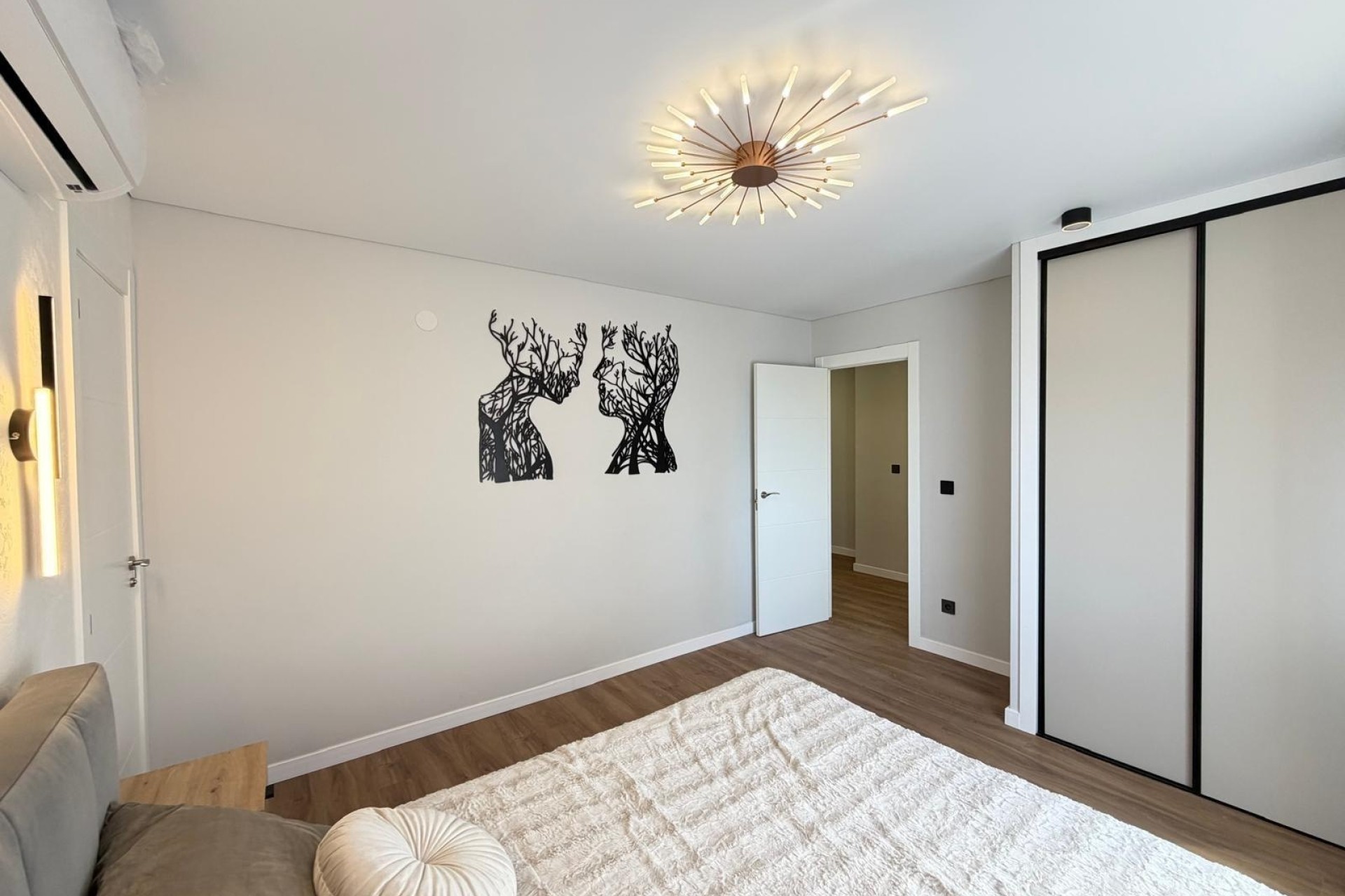 Wiederverkauf - Wohnung / Apartment -
Torrevieja - Punta Prima