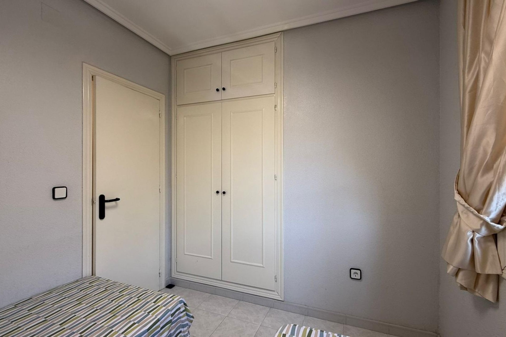 Wiederverkauf - Wohnung / Apartment -
Torrevieja - Punta Prima