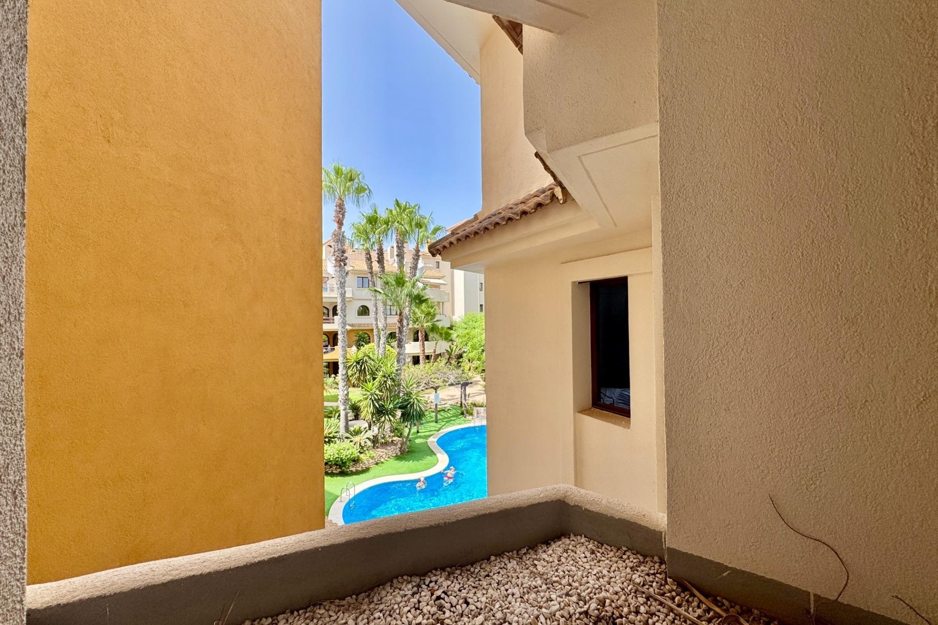 Wiederverkauf - Wohnung / Apartment -
Torrevieja - Punta Prima