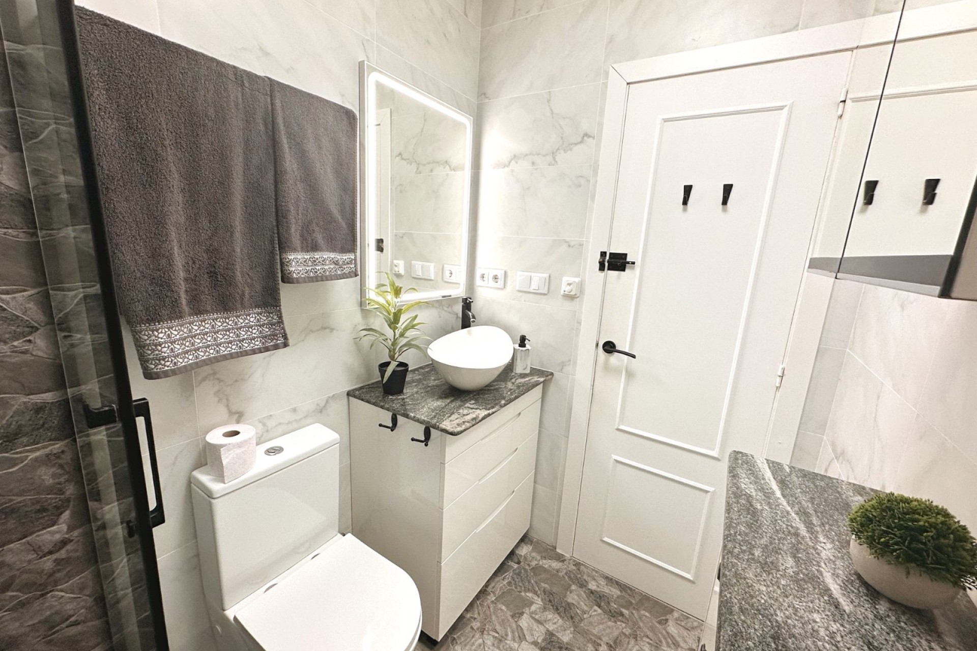 Wiederverkauf - Wohnung / Apartment -
Torrevieja - San Luis