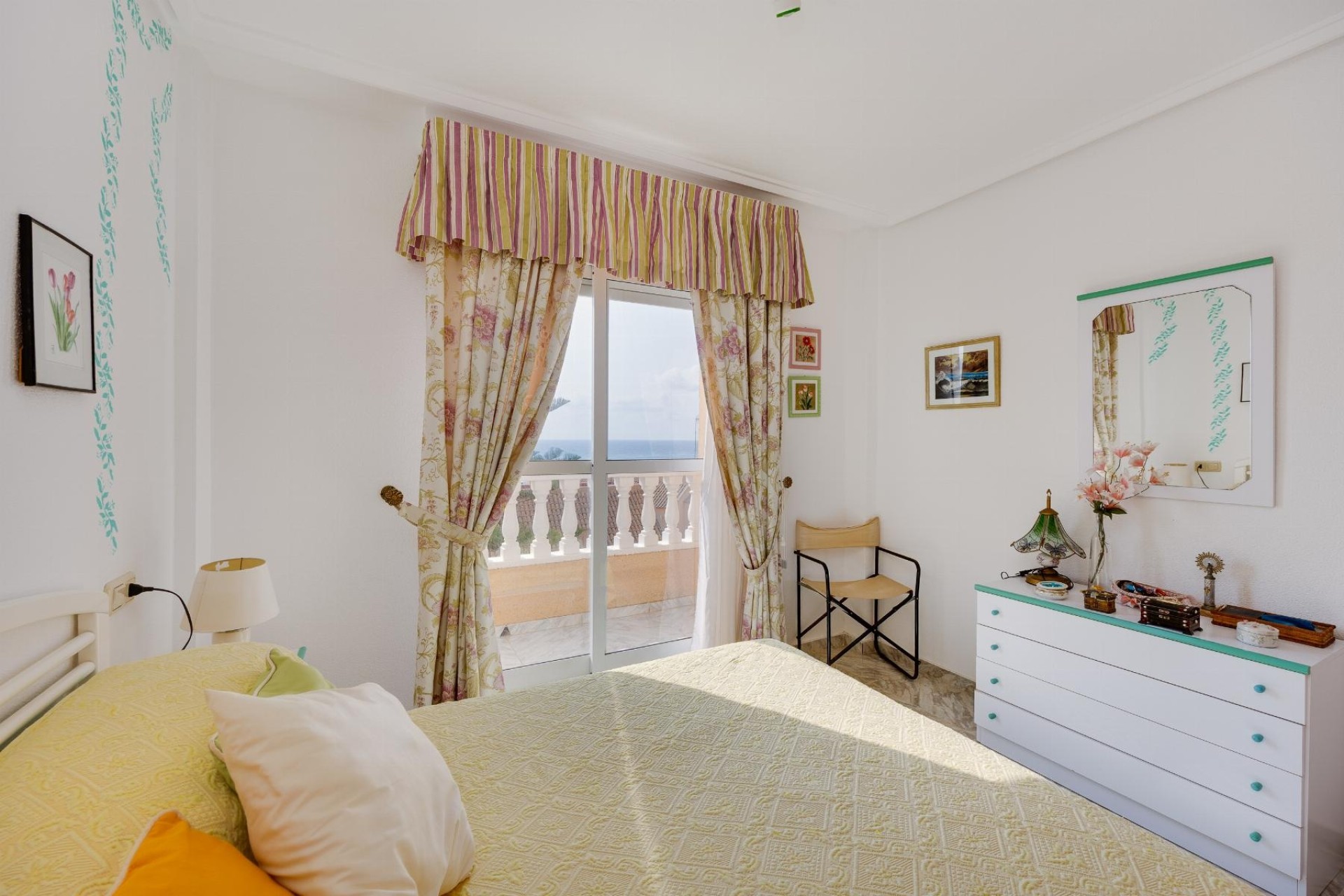 Wiederverkauf - Wohnung / Apartment -
Torrevieja - Torre del moro