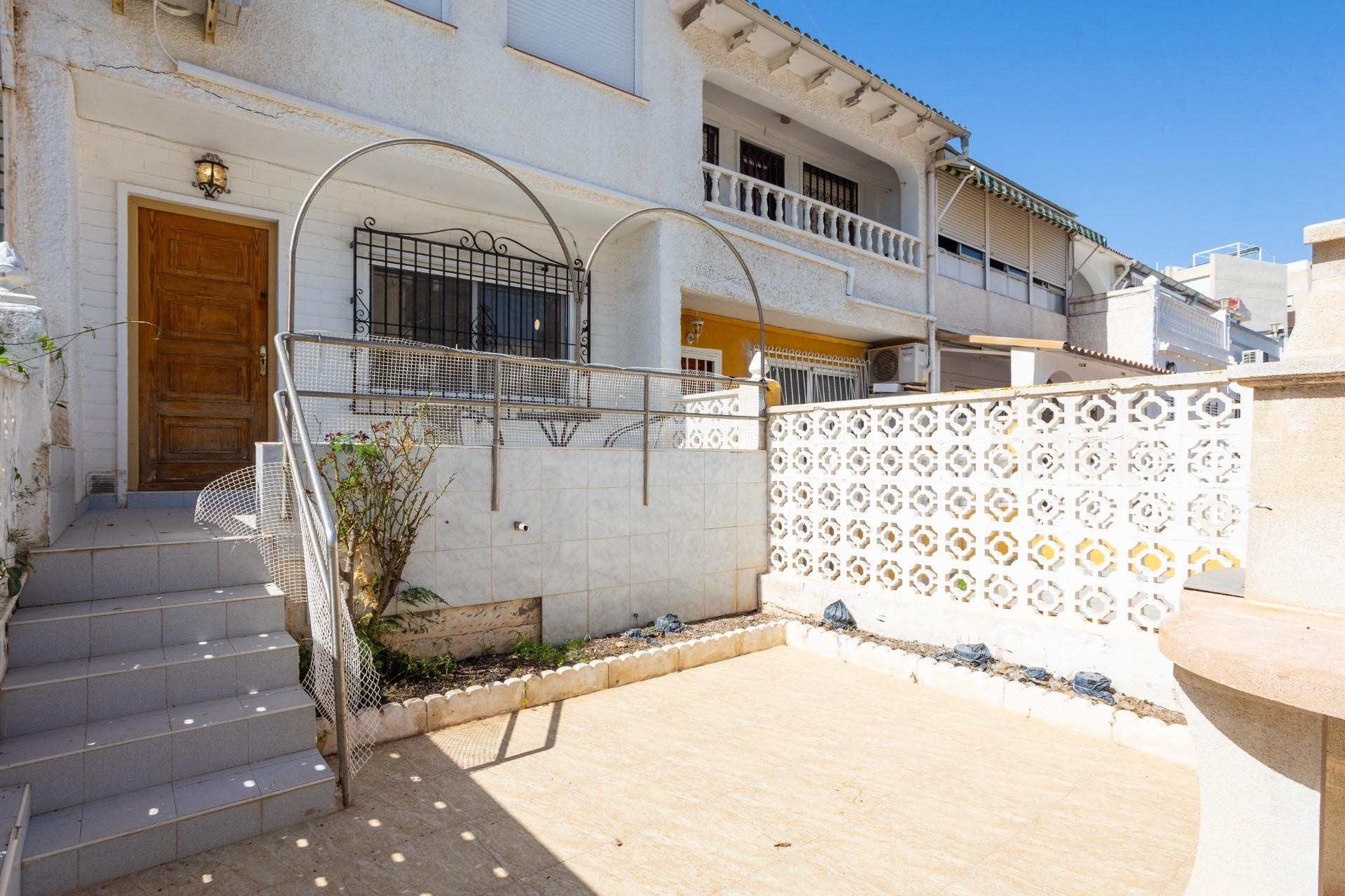 Wiederverkauf - Wohnung / Apartment -
Torrevieja - Torre del moro